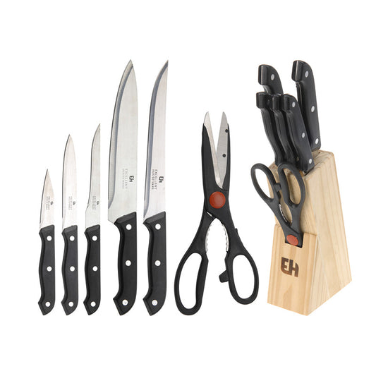 Knife Set In Wooden Block